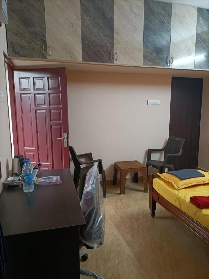 Doctor'S Homestay Tiruvannāmalai 외부 사진