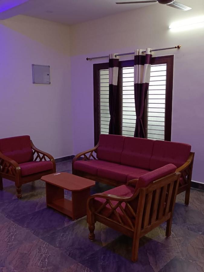 Doctor'S Homestay Tiruvannāmalai 외부 사진